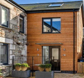 Finest Retreats - Sun Trap Terrace